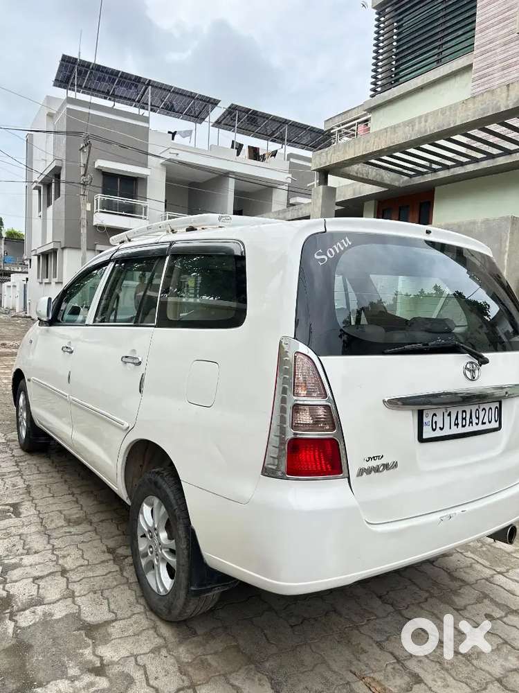Toyota Innova