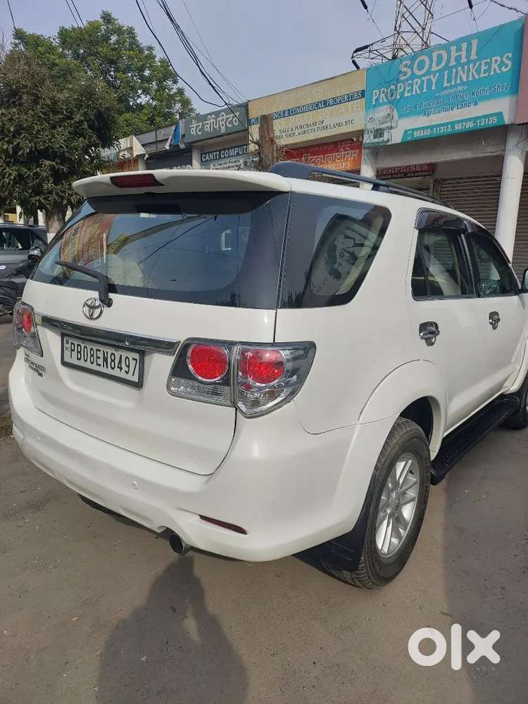 Toyota Fortuner 2010 Diesel 161000 Km Driven