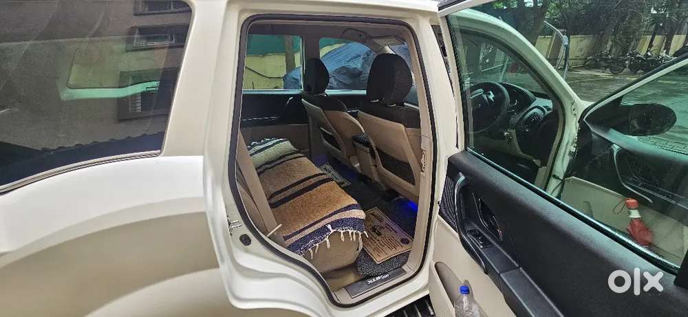 Mahindra Xuv500 W8 Diesel Manual Aug 2016 Model