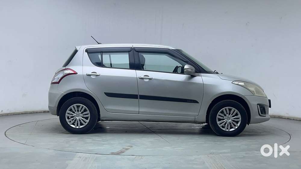 Maruti Suzuki Swift Vxi Optional, 2017, Petrol