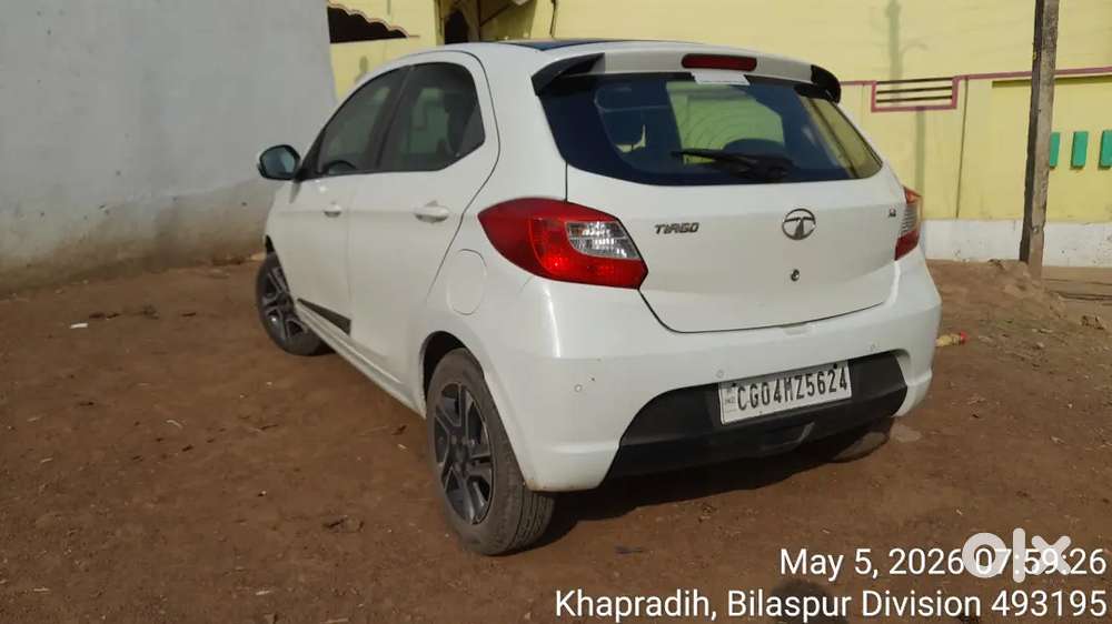 Ek Bar Chala Kar Dekhiyega. Banki Kuchh Batana Nahi Padega.