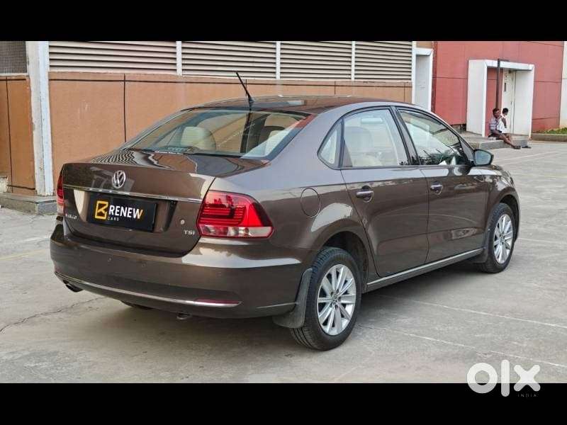 Volkswagen Vento 1.2 Tsi Highline Plus At, 2015, Petrol