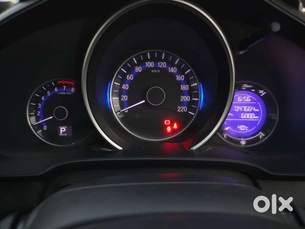 Honda Jazz V Cvt, 2017, Petrol