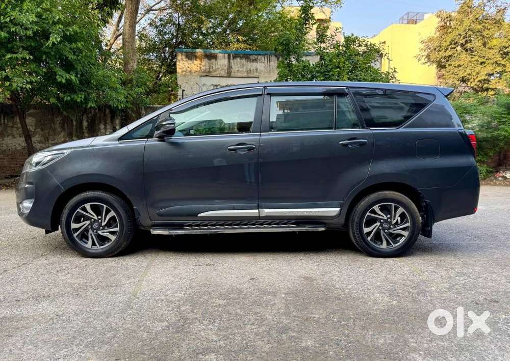 Toyota Innova Crysta [2016-2020] 2.4 Gx At 7 Str, 2022, Diesel
