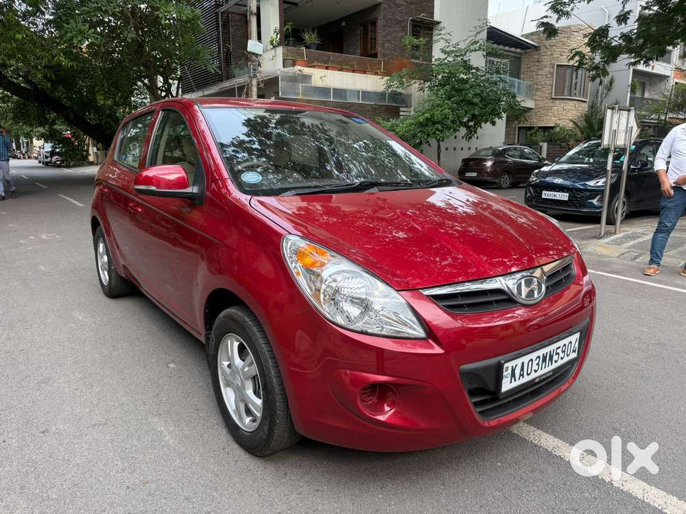 Hyundai I20 2010-2012 1.2 Sportz, 2011, Petrol