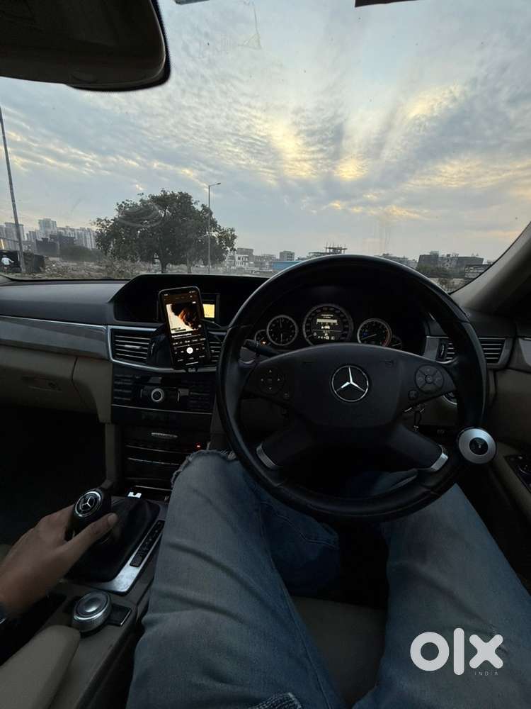 Mercedes-benz E-class 2012 Petrol 110000 Km Driven
