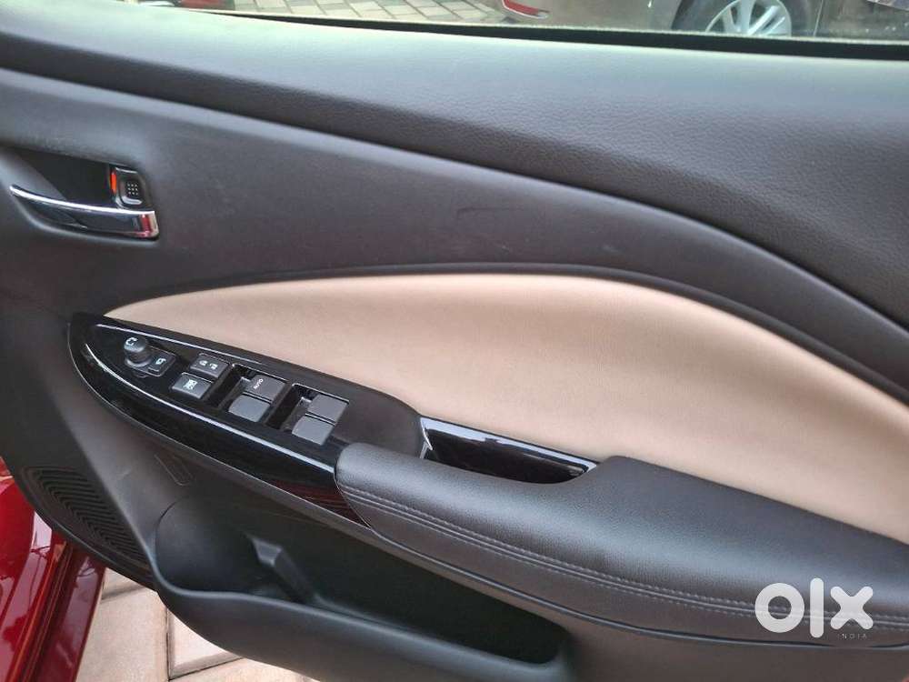 Toyota Glanza 1.2 V Amt, 2025