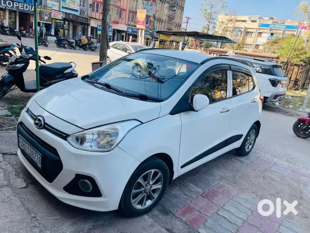 Hyundai Grand I10 2017 Petrol Well Maintained Doctor Car