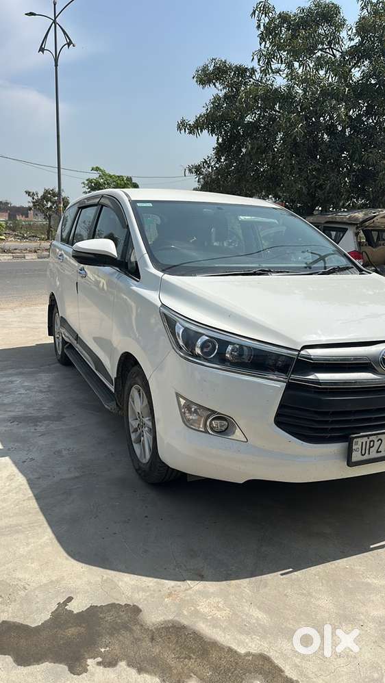 Toyota Innova Crysta 2018 Diesel Well Maintained