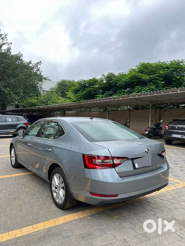 Skoda Superb L&k Tdi At