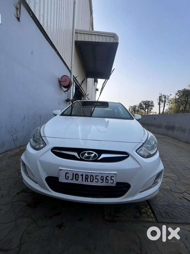 Hyundai Verna 2013 November Top 1.6sx Model