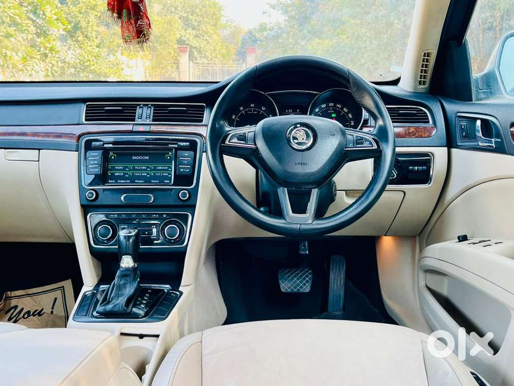 Skoda Superb Elegance 1.8 Tsi At, 2014, Petrol
