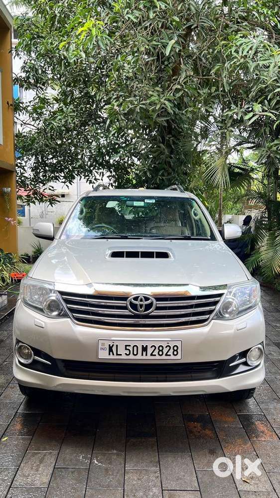 Toyota Fortuner 2015 Diesel Well Maintained