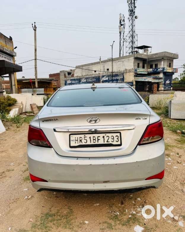 Hyundai Verna 2015 Km Driven