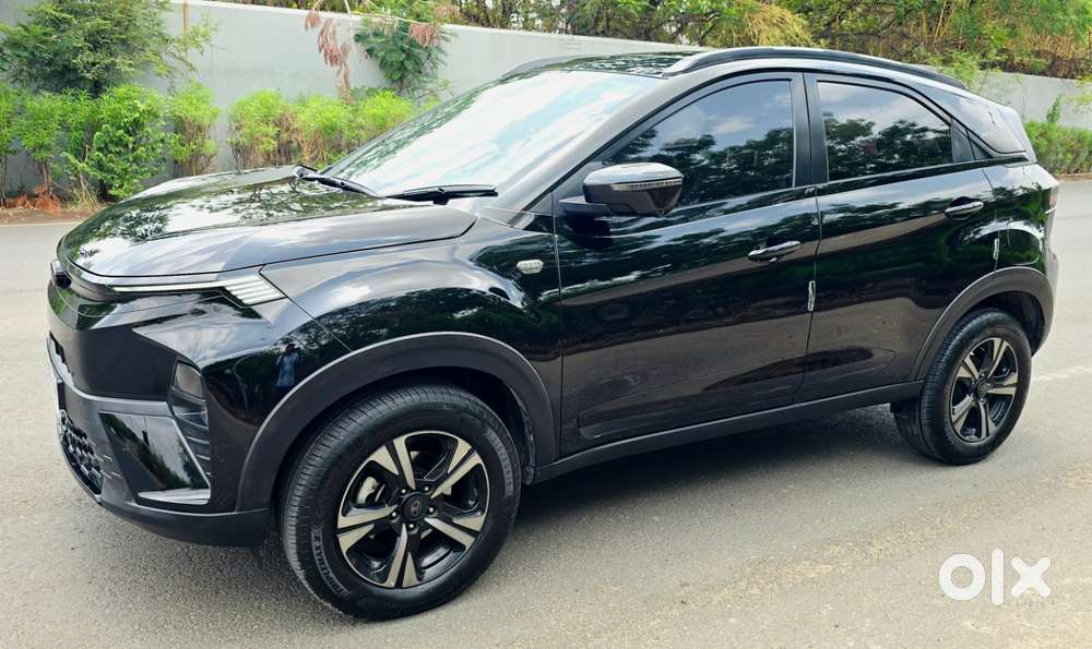 Tata Nexon Fearless Plus S 1.5 Revotorq Diesel 6 Amt Dt, 2025, Diese..
