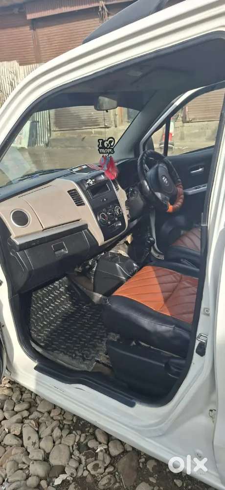 2015 Wagon R Lxi  Well Maintained  All Papers Clear  No Work Needed