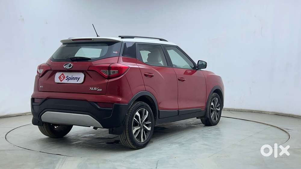 Mahindra Xuv300 W8 Option Dual Tone, 2021, Petrol