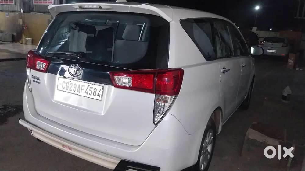 Toyota Innova Crysta 2023