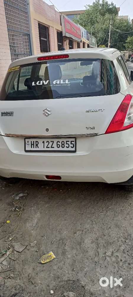 Maruti Suzuki Swift 2015 Petrol 68000 Km Driven
