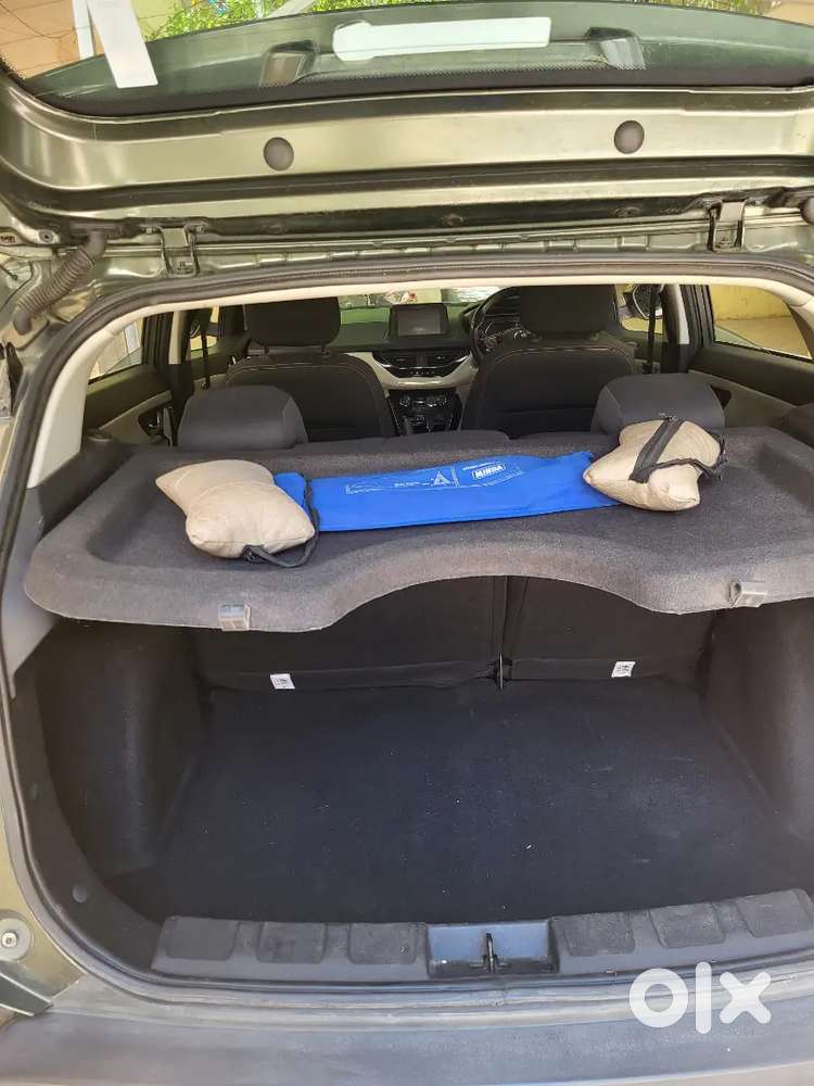 Nexon Petrol Amt With Sunroof 2022 Modle