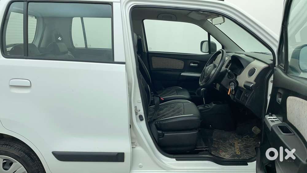 Maruti Suzuki Wagon R 1.0 Vxi Amt, 2016, Petrol