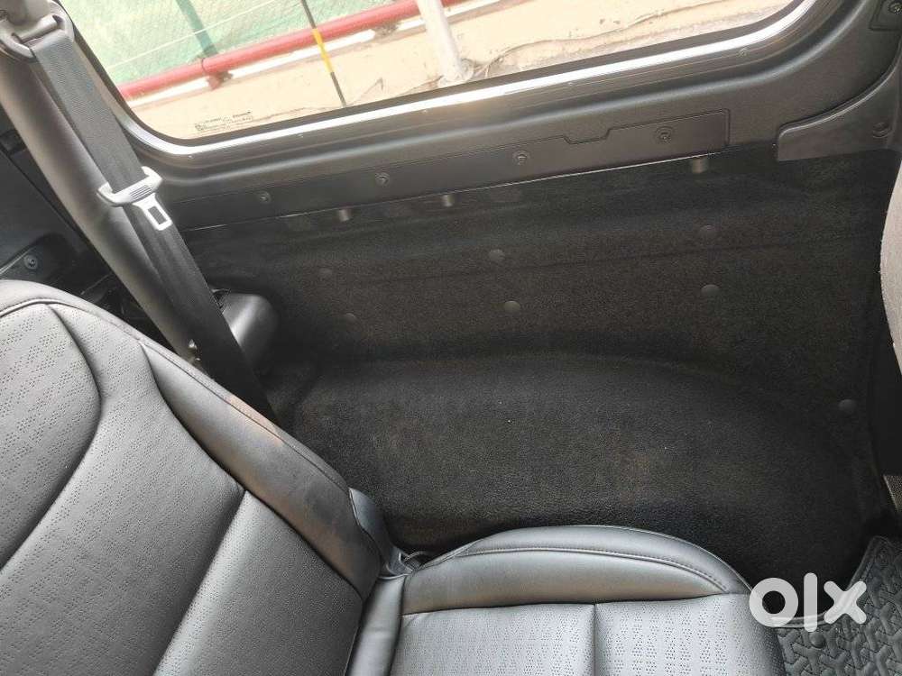 Mahindra Thar Lx Hard Top Petrol Mt 4wd, 2022, Petrol