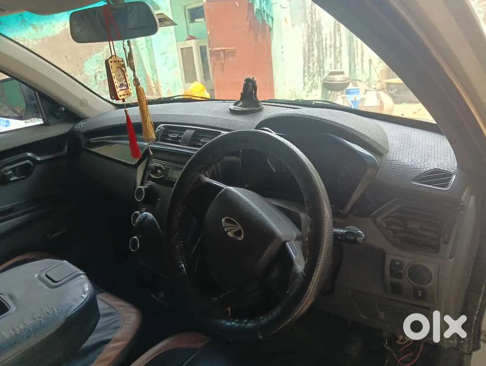 Company Fiting Cng Tayar Insurance Batary New Condition Ok 30 Plus Avr