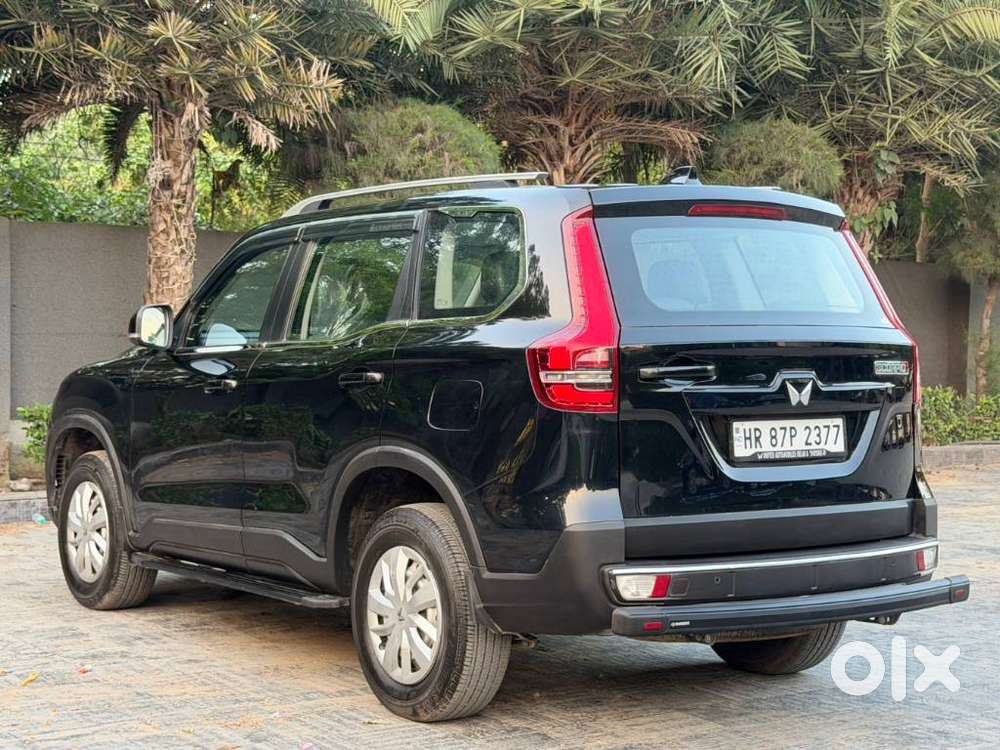 Mahindra Scorpio-n 2.0 Z2 Petrol Mt 7 Str, 2024, Petrol