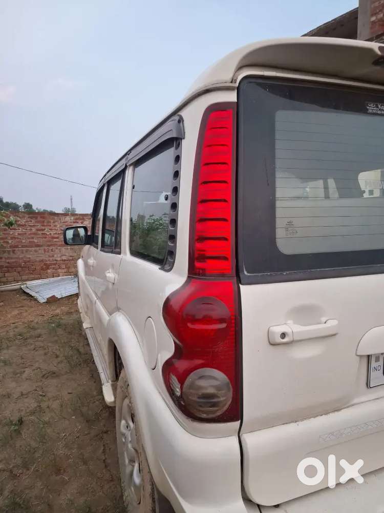 Mahindra Scorpio Classic 2012 Diesel Manual