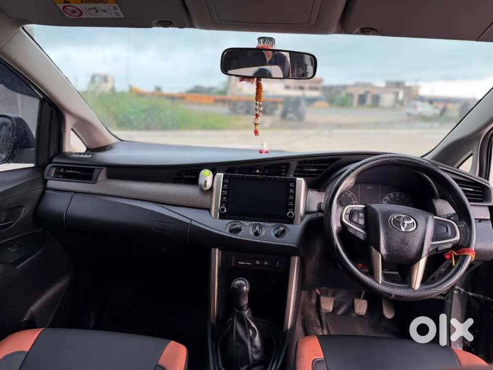 Toyota Innova Crysta 2.4 G Plus Mt 8 Str, 2021, Diesel