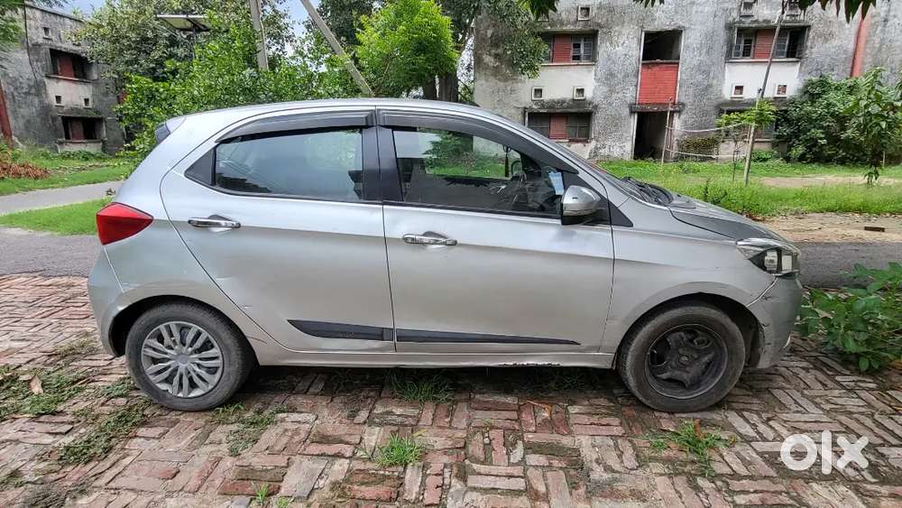 Tata Tiago Revotron 2019