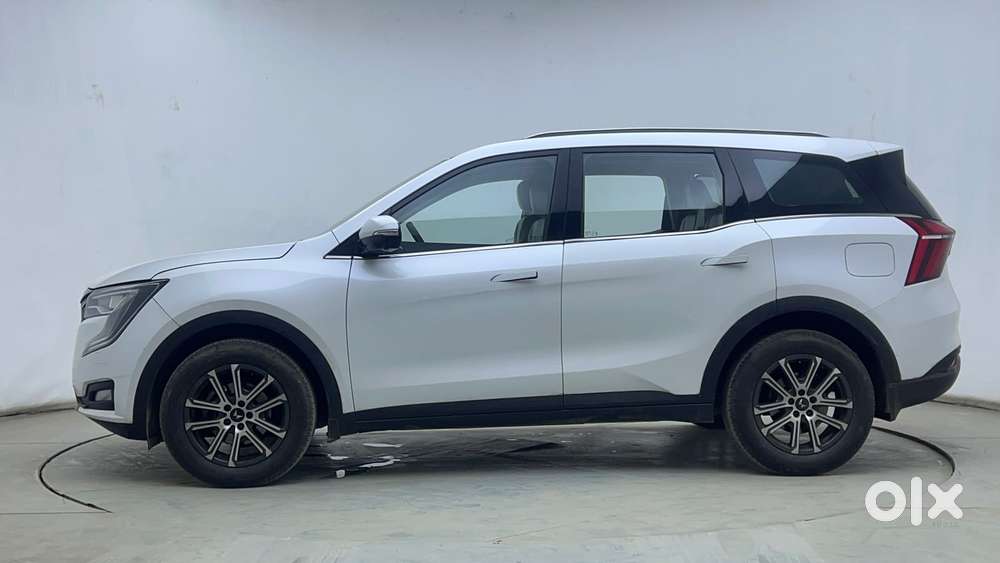 Mahindra Xuv700 2.0 Ax 7 Petrol At Luxury Pack Str, 2022, Petrol