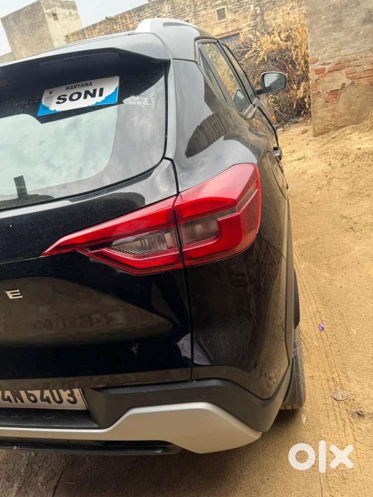 Nissan Magnite 2024 Petrol 15000 Km Driven