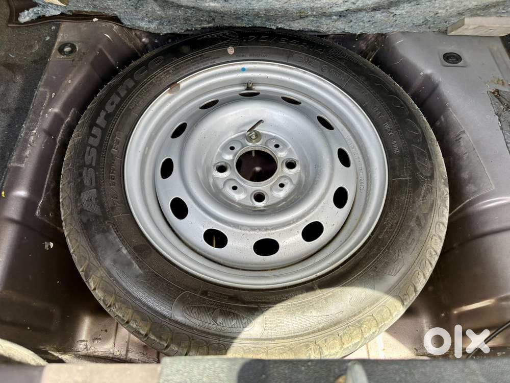 Tata Tiago Xza, 2017, Petrol