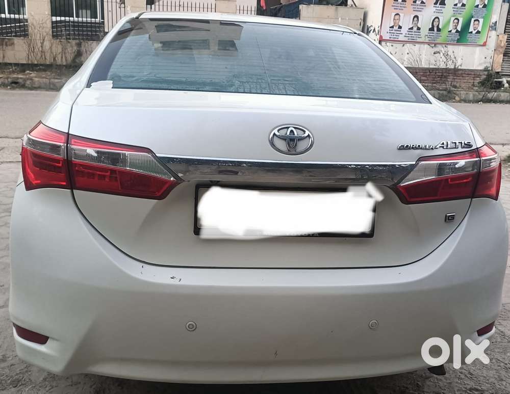 Toyota Corolla Altis 1.8 G, 2015, Petrol