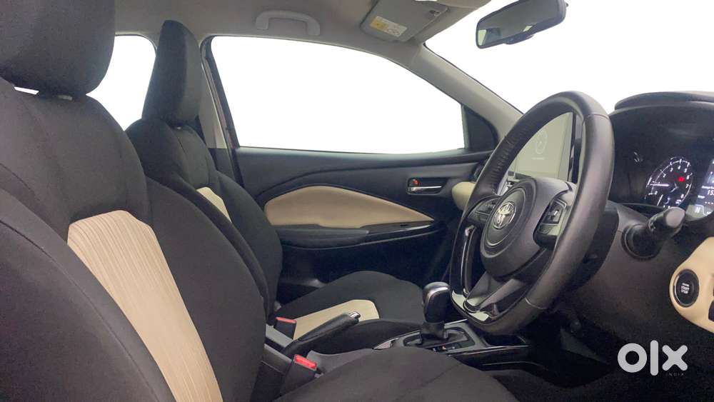 Toyota Glanza 1.2 V Amt, 2023, Petrol