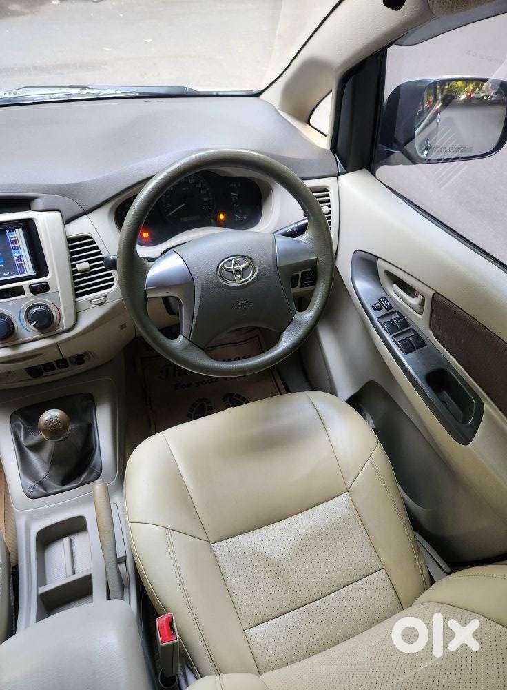 Toyota Innova 2.5 G (diesel) 7 Seater, 2015, Diesel