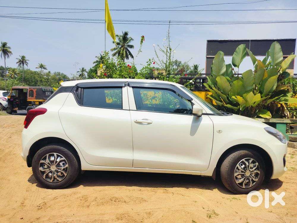 Maruti Suzuki Swift Lxi Optional-o, 2020, Petrol