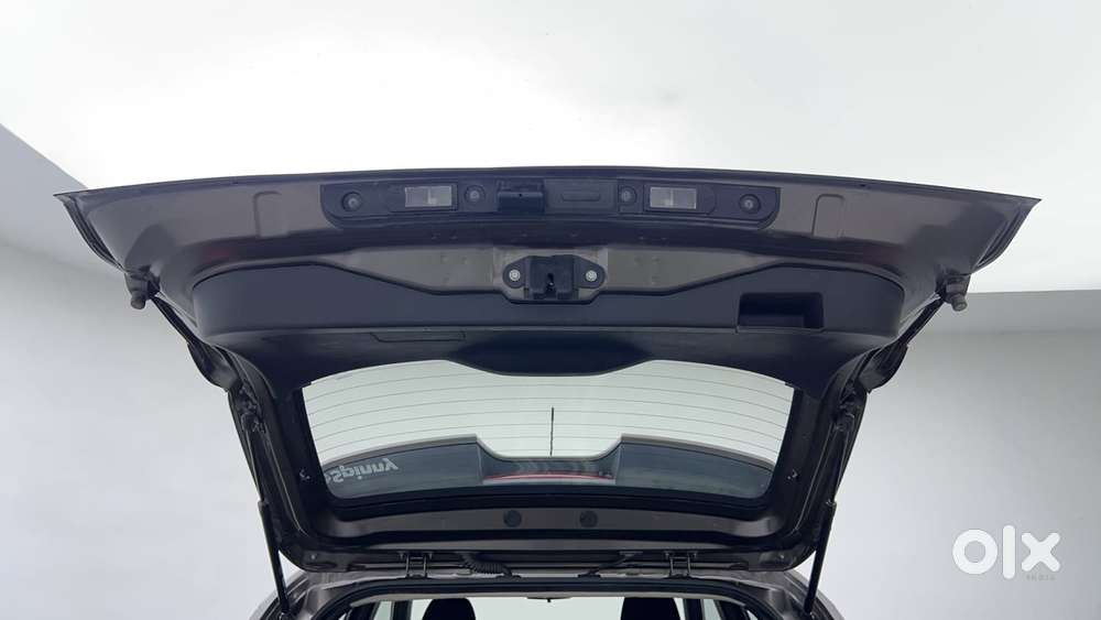 Nissan Magnite 1.0 Xv Executive, 2021, Petrol