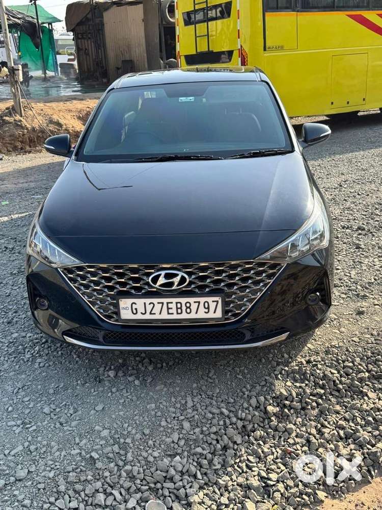 2022 Hyundai Diesel Car Manual 80,000 Km Driven