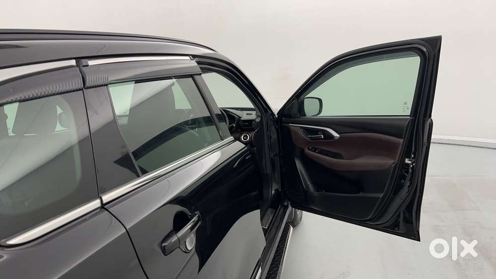 Maruti Suzuki Grand Vitara Alpha Smart Hybrid, 2023, Petrol