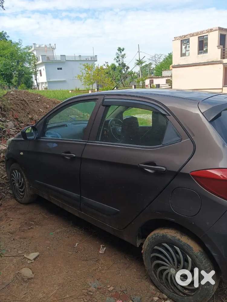 Tata Tiago 2018 Petrol 70000 Km Driven