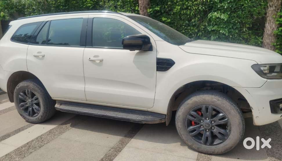 Ford Endeavour 3.2 Titanium 4x4 At, 2018, Diesel