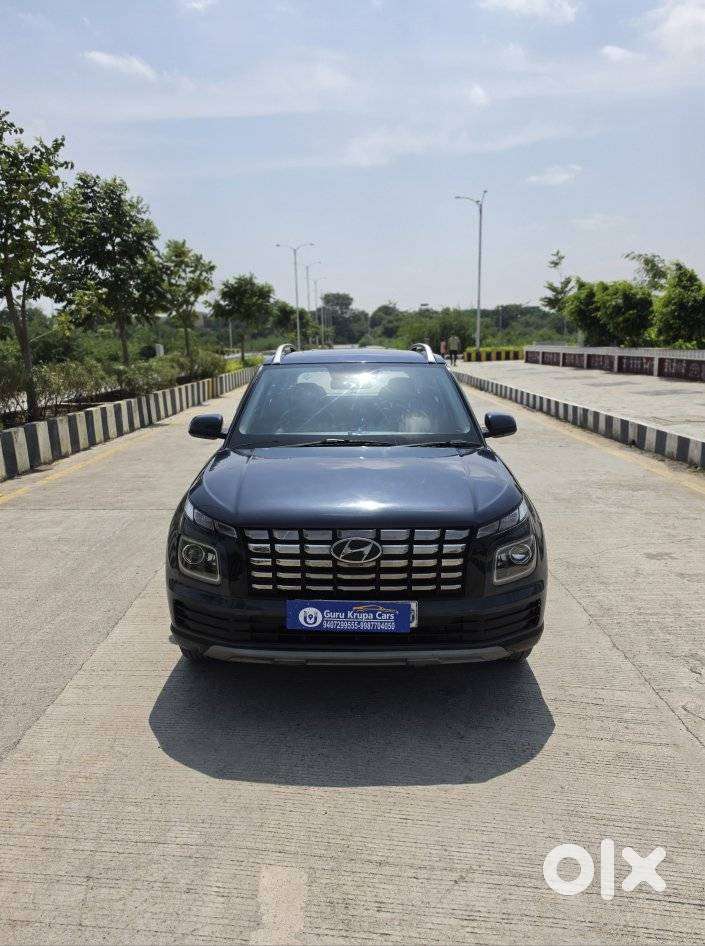 Hyundai Venue 1.2 S (o), 2022, Cng & Hybrids