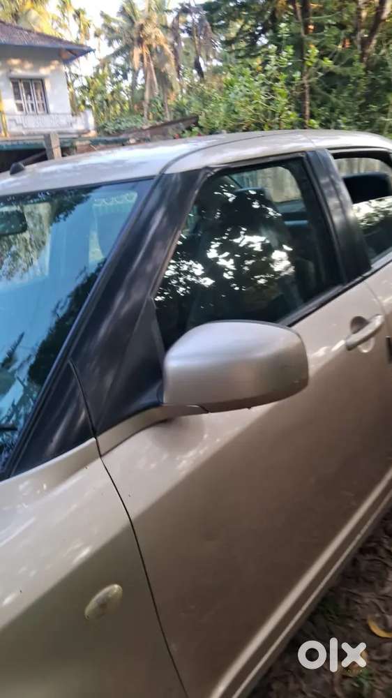 Maruti Suzuki Dzire 1.2 Petrol 2011