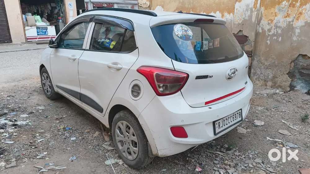 Hyundai Grand I10 2015 Diesel 177000 Km Driven