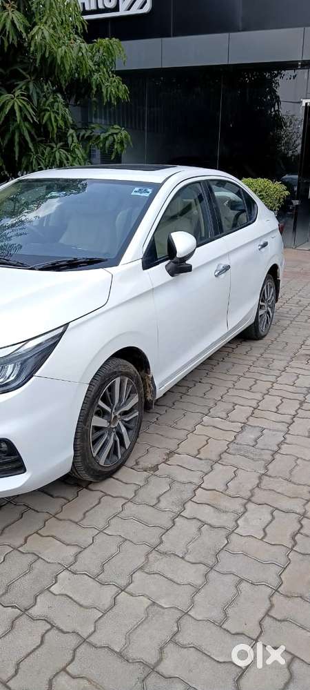 Honda City Zx, 2022, Petrol