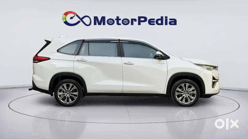 Toyota Innova Hycross 2.0 Zx Hybrid 7 Str, 2024, Petrol