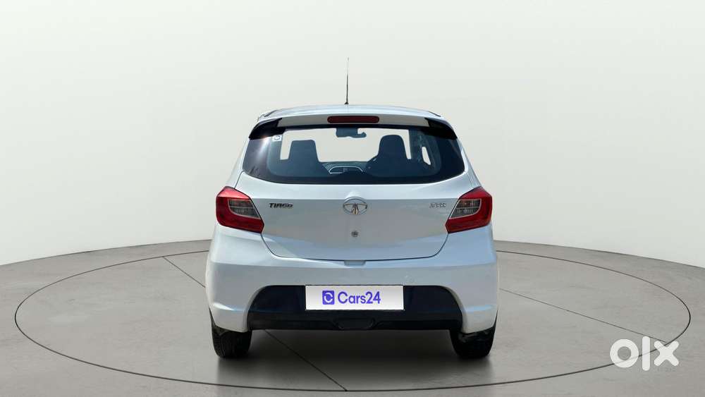 Tata Tiago 1.2 Revotron Xta, 2017, Petrol