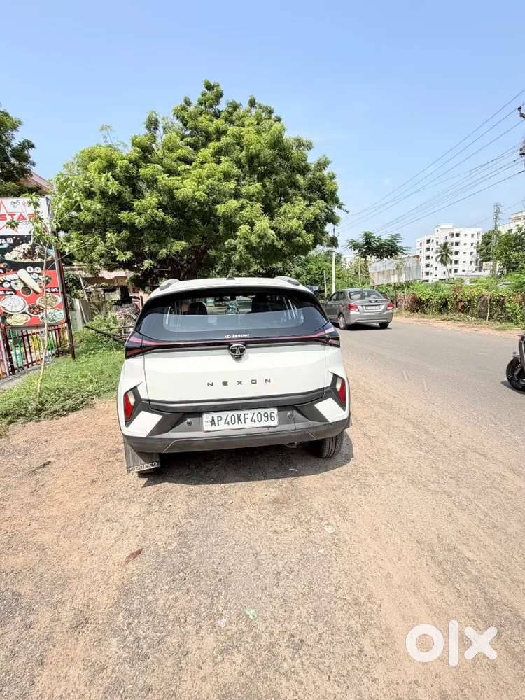 Tata Nexon Pure Plus Petrol Manual 2026